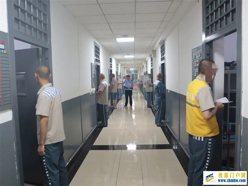 榆林监狱八监区以细节再提升开展狱政业务大练兵大比武活动(图1) 榆林监狱八监区以细节再提升开展狱政业务大练兵大比武活动(图1)
