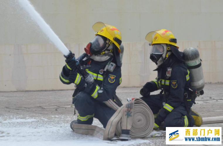 阿克苏销售:阿克苏油库实战演练强技能常抓不懈保安全(图1) 阿克苏销售:阿克苏油库实战演练强技能常抓不懈保安全(图1)