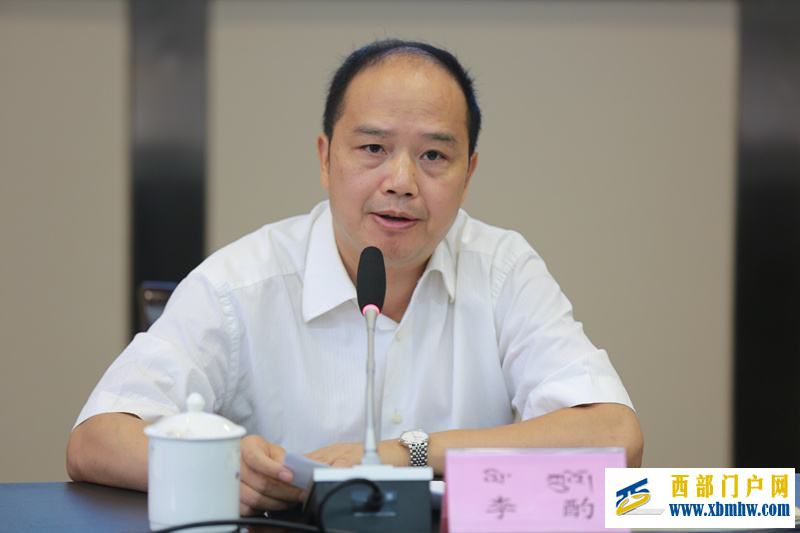 雅安市委书记李酌率队对接四川六部门:望支持芦山地震灾后重建(图1) 雅安市委书记李酌率队对接四川六部门:望支持芦山地震灾后重建(图1)