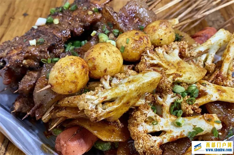 在吃烧烤这件事上,宜宾背叛了宜宾(图1) 在吃烧烤这件事上,宜宾背叛了宜宾(图1)