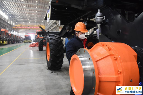 新疆“开工潮”提前 重大项目建设加速(图3) 新疆“开工潮”提前 重大项目建设加速(图3)