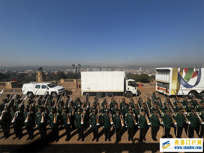 习主席的“南非时间”举世瞩目!(图2) 习主席的“南非时间”举世瞩目!(图2)