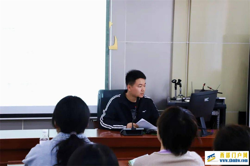 段朝信:用心灵滋养幼苗,用智慧照亮人生(图5) 段朝信:用心灵滋养幼苗,用智慧照亮人生(图5)