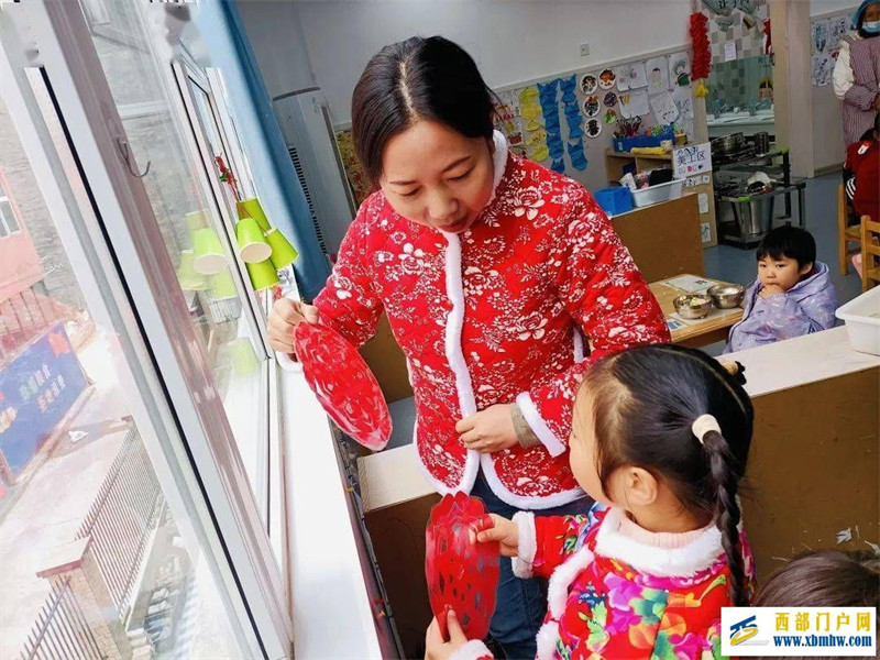 以爱育心,用心前行——记铜仁市万山区第十幼儿园教师杨天梅(图2) 以爱育心,用心前行——记铜仁市万山区第十幼儿园教师杨天梅(图2)