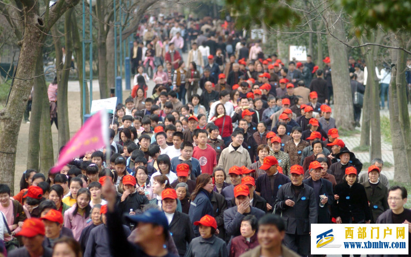 从变化的游客照,看文旅消费如何创造新需求(图1) 从变化的游客照,看文旅消费如何创造新需求(图1)