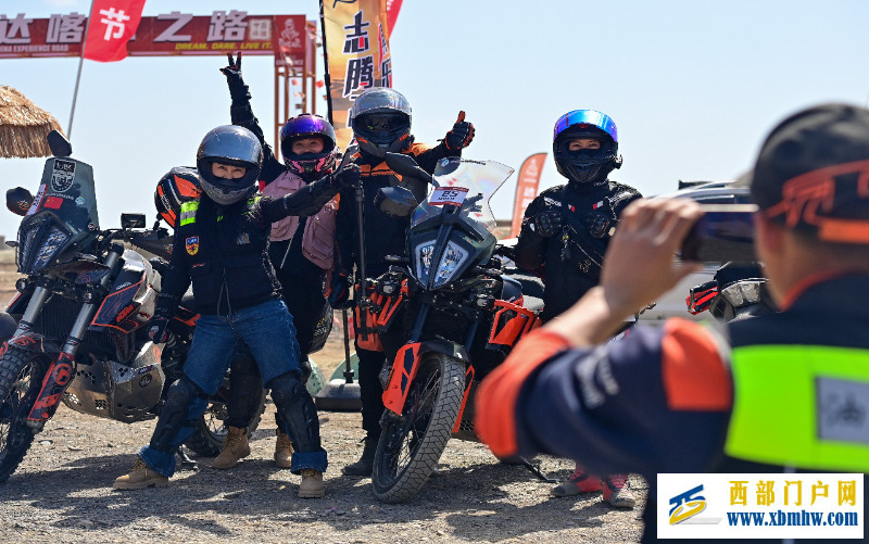 从变化的游客照,看文旅消费如何创造新需求(图2) 从变化的游客照,看文旅消费如何创造新需求(图2)