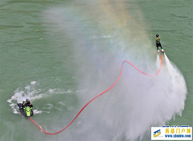 13年深耕“一件事” 彭水如何打造国际旅游名城“节赛IP”?(图4) 13年深耕“一件事” 彭水如何打造国际旅游名城“节赛IP”?(图4)