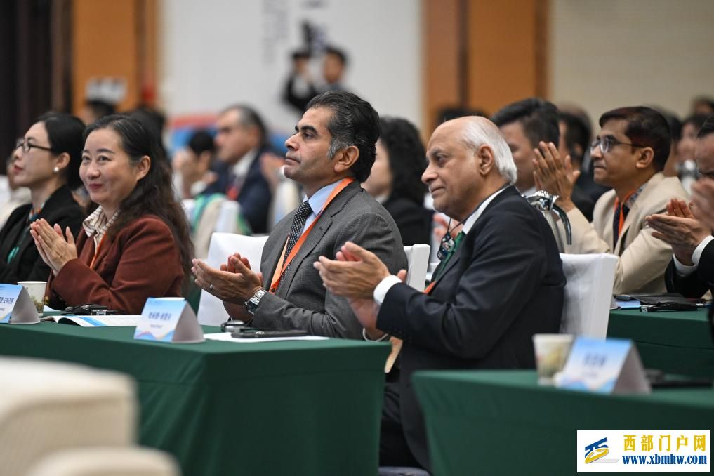 中国（喀什）—中亚南亚法治论坛（2025）在新疆喀什举行(图3)